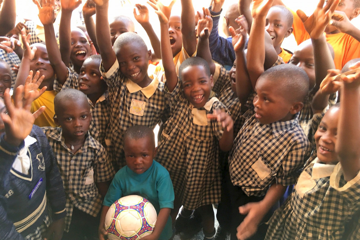 Hand in Hand community school